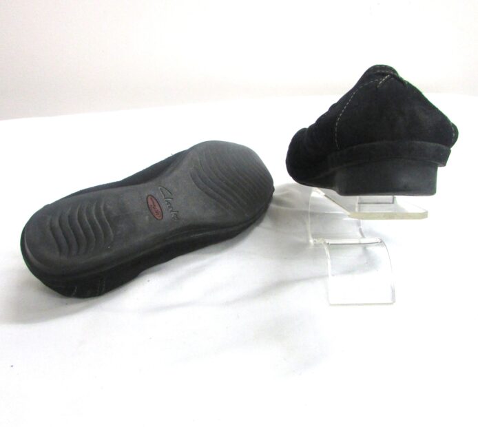 Clarks Artisan Black Suede Slip-on Comfort Shoe Size 9.5 - Image 5