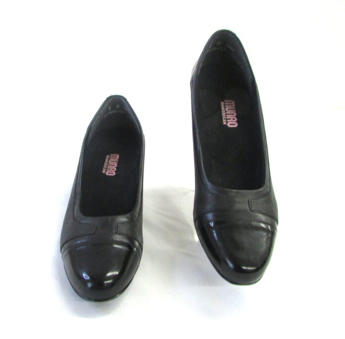 Munro American Women's Black Slip-on Pumps Size 8 - Image 2