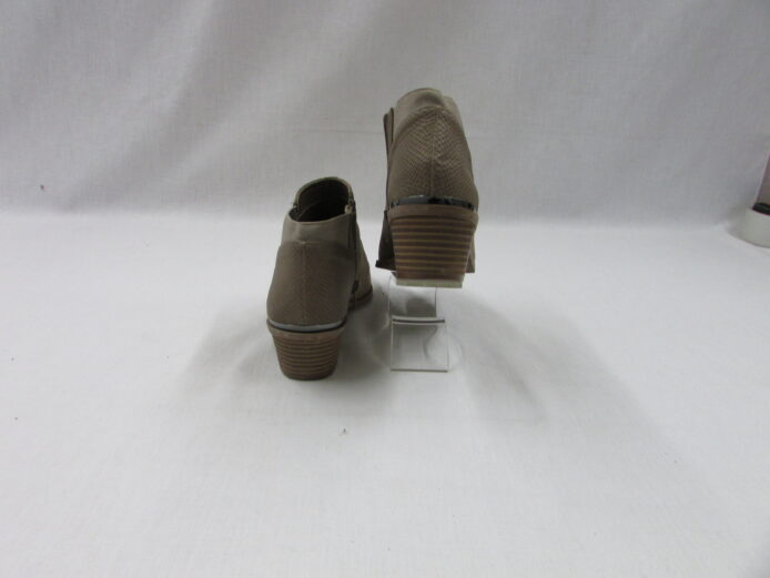 Simply Vera Ankle Boots Size 10 - Image 5