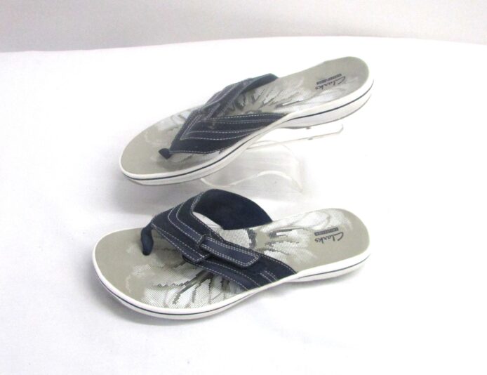 Clark's Women's Flip Flop Thong Style Sandals Size 10 - Image 3