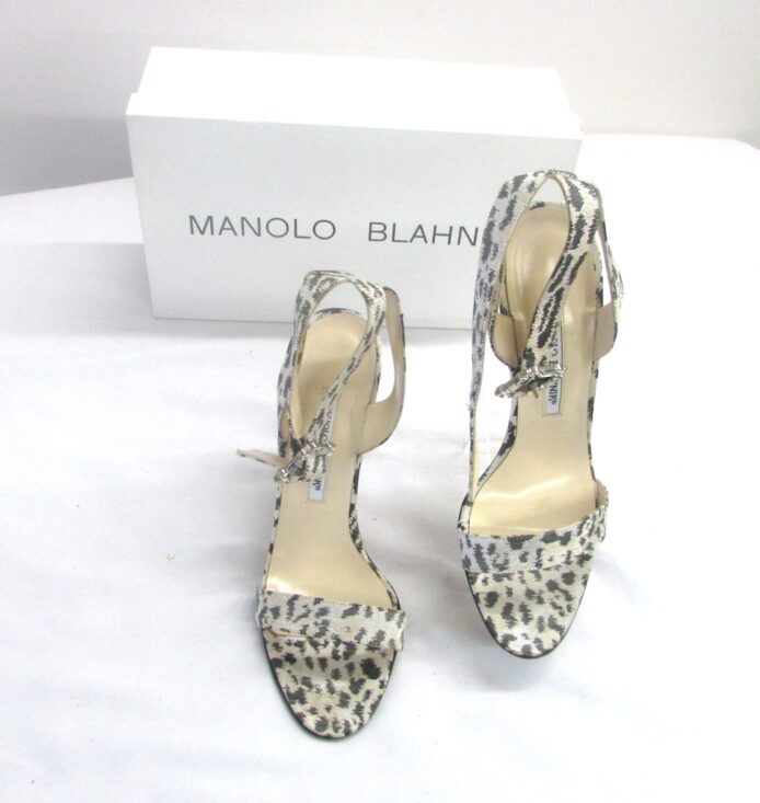 Manolo Blahnik Women's Leopard Print High Heel Size 8 - Image 2