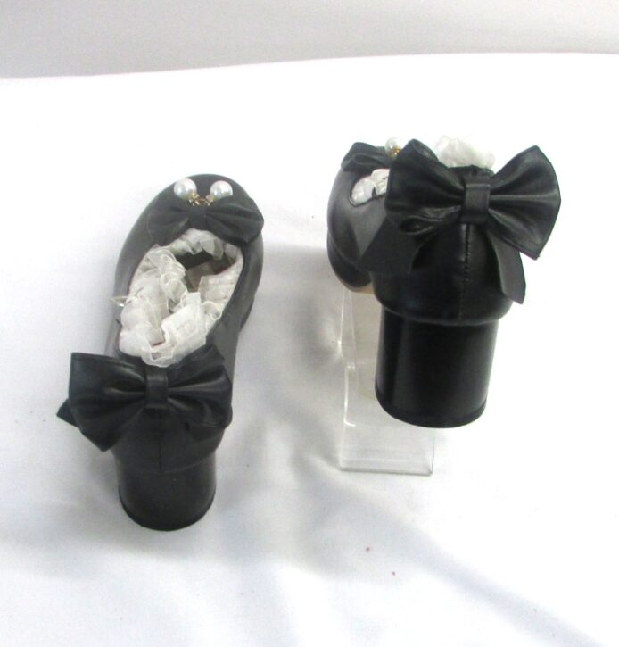 Unbranded Black Baby Doll Shoes w Bow, Ruffles and 1 Buckle Strap, Pearl Accent on Toe Size 37 - Image 4