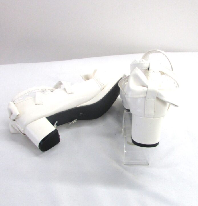 Unbranded White Baby Doll Shoes w Bow, Ruffles and 3 Buckle Straps Size 41 - Image 5
