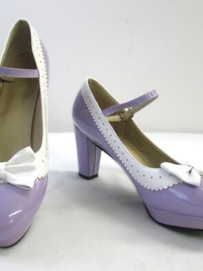 Unbranded Lilac White Patent Leather Pumps w Bow Size 47