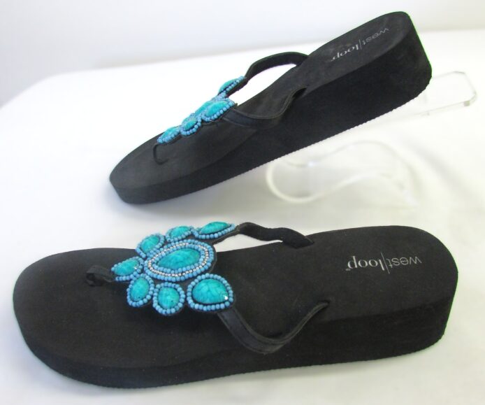 West Loop Women's Thong Sandal w Teal Accent Beading Size 9/10 - Image 3