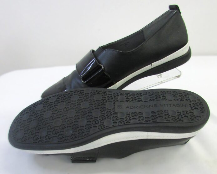 Adrienne Vittadini Black Patent Leather Slip-On Comfort Shoes Size 8.5 - Image 4