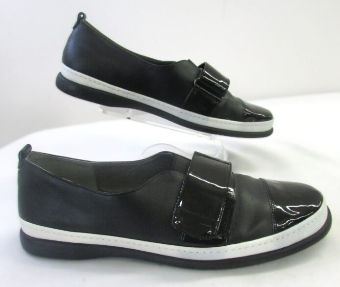 Adrienne Vittadini Black Patent Leather Slip-On Comfort Shoes Size 8.5 - Image 5