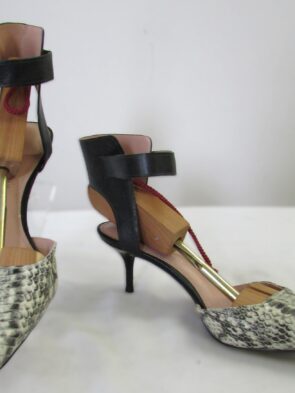 Enzo Angiolini Snake Print Pumps Size 7.5