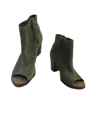Tom's Peeptoe Ankle Boot Size 8.5