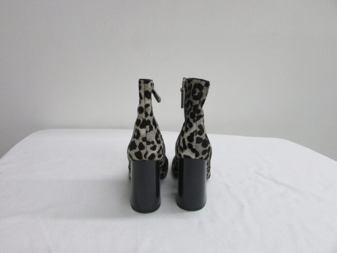 Nine West Animal Print Ankle Boot Size 7.5 - Image 3