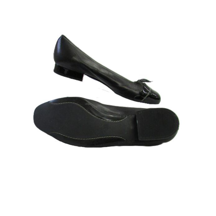Van Eli Slip On Flats Size 8.5W - Image 5