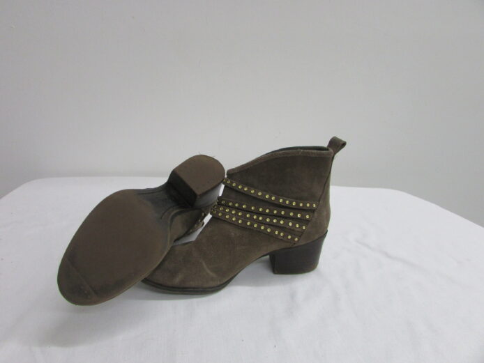 Jessica Simpson Ankle Boot Size 8 - Image 8