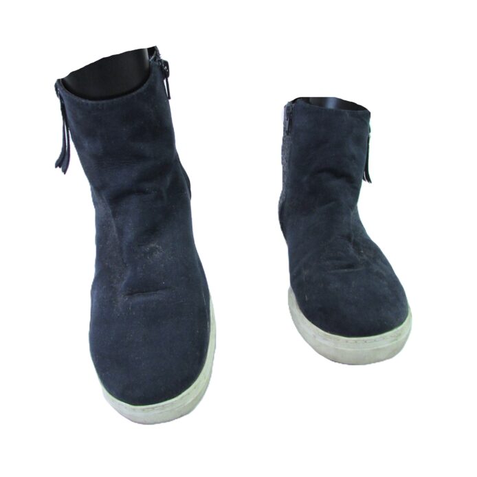 Justice High Top Gym Shoes Size 9.5