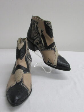 Matisse Amuse Society Animal Print Boots Size 9
