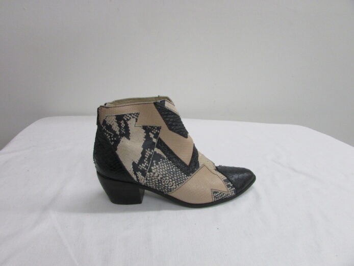 Matisse Amuse Society Animal Print Boots Size 9 - Image 6