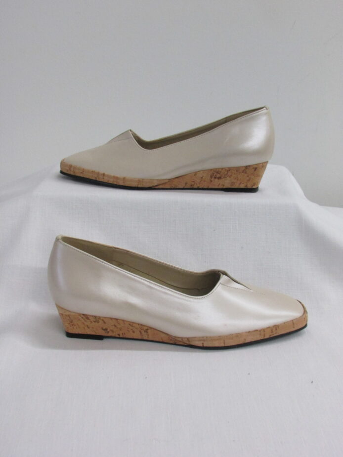 Bob Baker Cork Wedge Heel Size 6.5 - Image 5