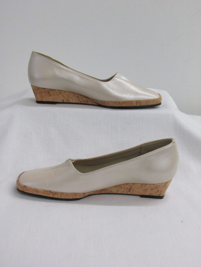 Bob Baker Cork Wedge Heel Size 6.5 - Image 6