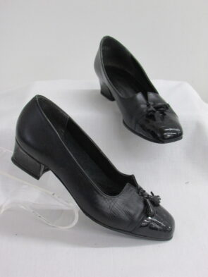 Unbranded Vintage Pumps Size 7.5