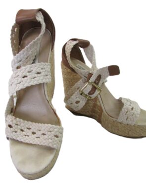Steve Madden Wedge Sandal Size 7