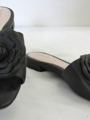Taryn by Taryn Rose Slip-On Flats Size 7.5