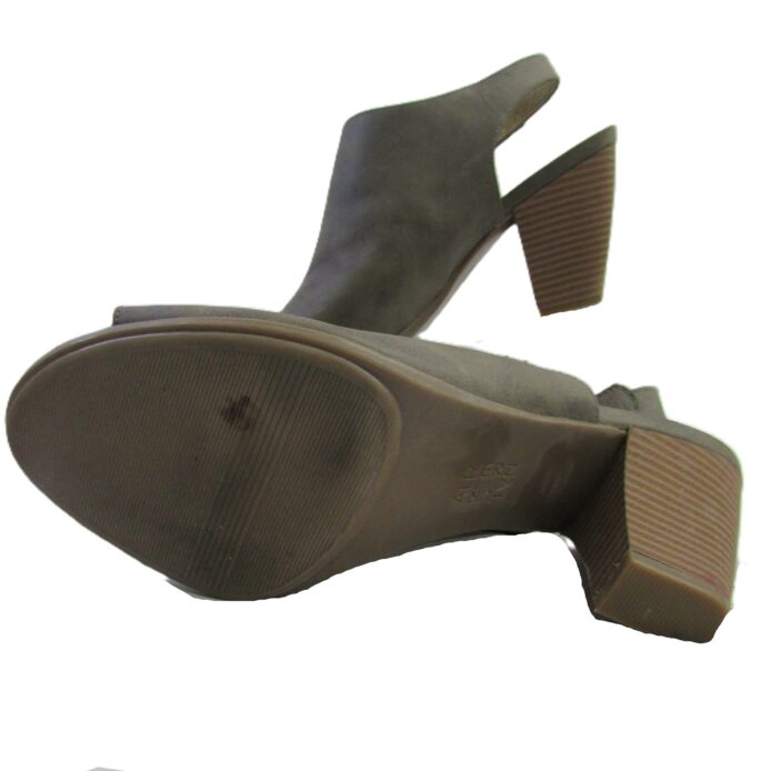 Naturalizer Mules Size 10 - Image 5