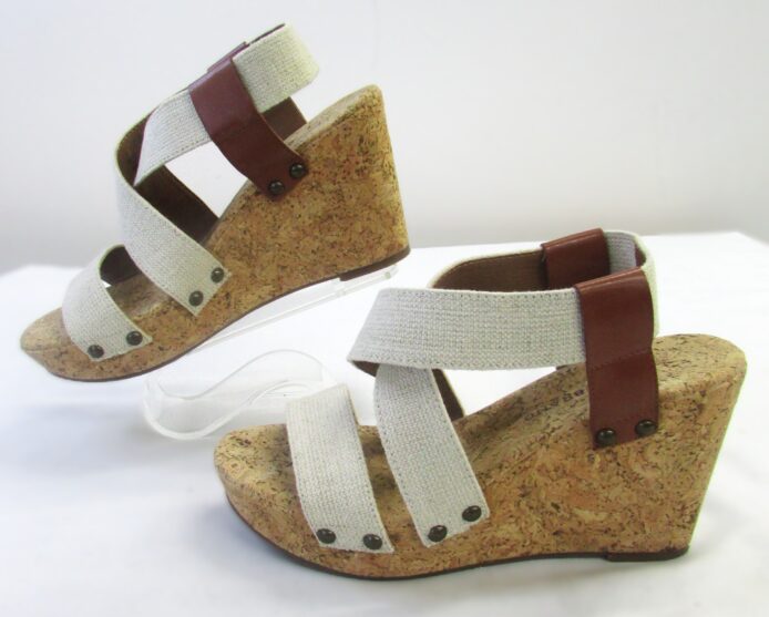 Lucky Brand Women's Tan Cork Wedge Strappy Sandal Size 7 - Image 3