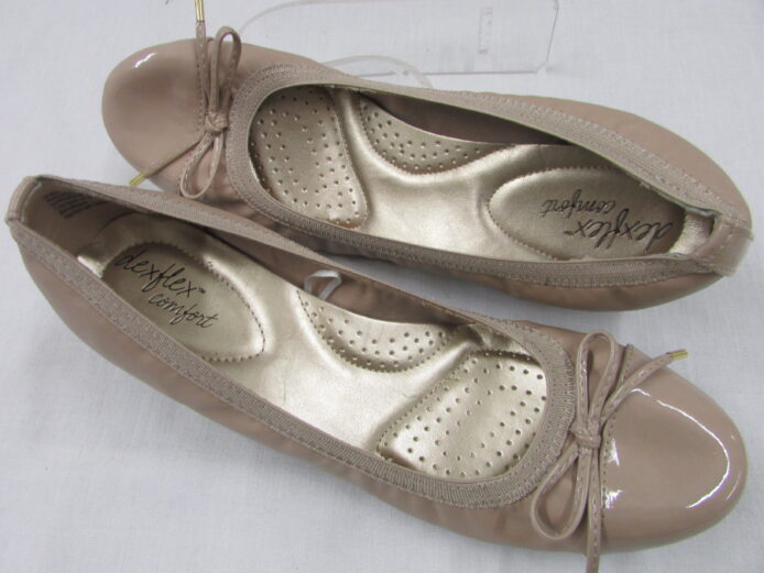 Dexflex Comfort, Wedge Heel Size 9.5 - Image 4