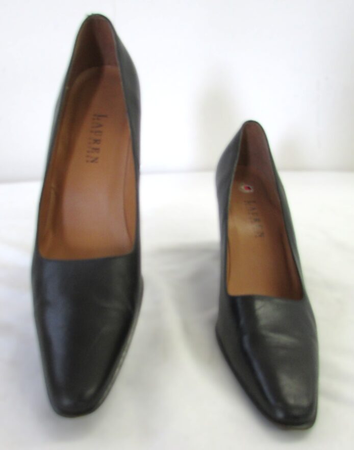 Lauren by Ralph Lauren Pumps Size 10AA - Image 2