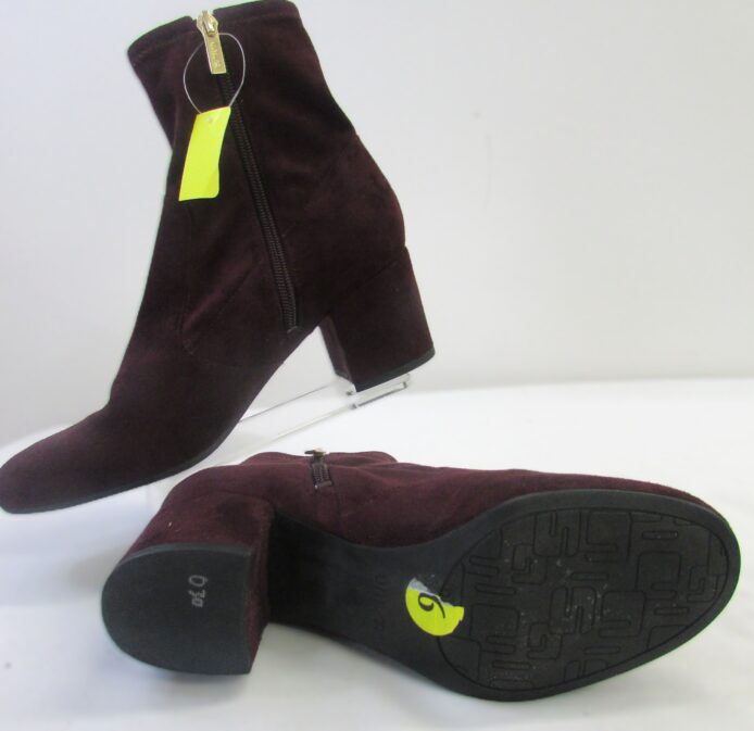 Unisa Women's Burgundy Suede Ankle Boots Size 9 - Image 4