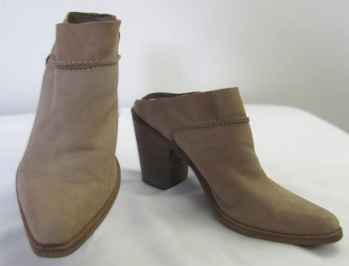Dolce Vita Nude Suede Slip-On Mules Size 9