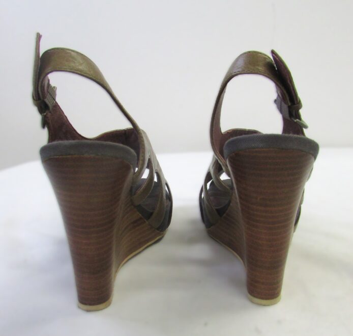 Emma Pink Women's Taupe Genuine Leather Wedge Sandal Size 8.5 - Image 6
