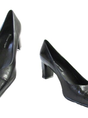 Etienne Aigner Vintage Pumps Size 9.5
