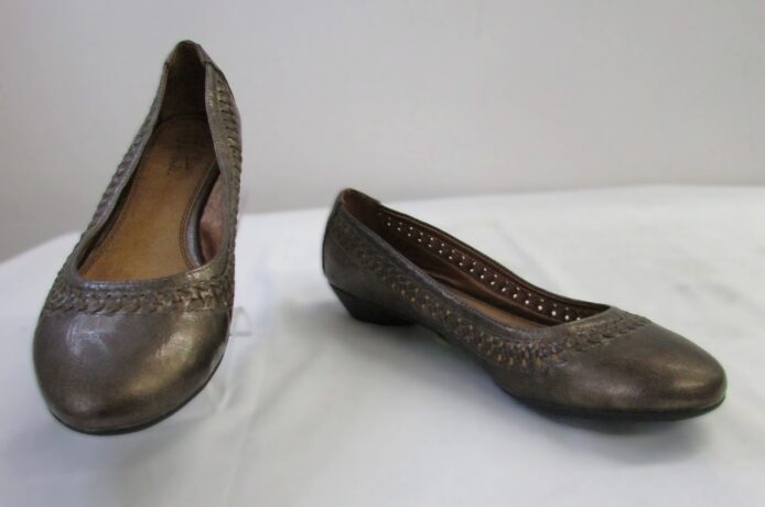Life Stride Flats Size 10