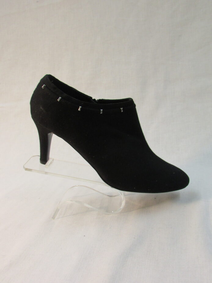 Covington Ankle Boots Size 9.5 - Image 2