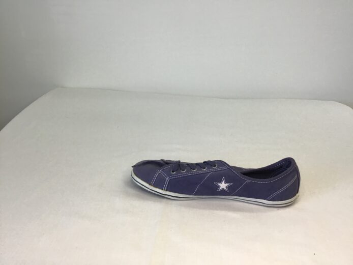 Converse One Star Fashion Shoe Size 8.5 - Image 5