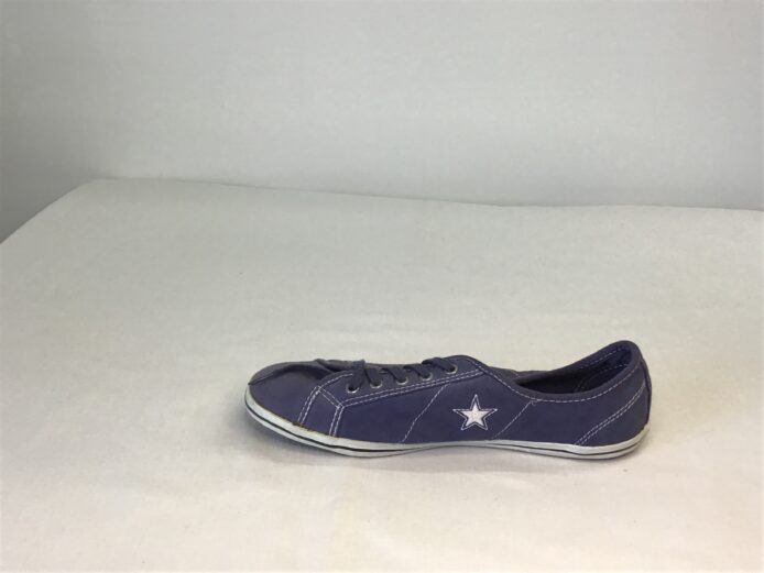 Converse One Star Fashion Shoe Size 8.5 - Image 6