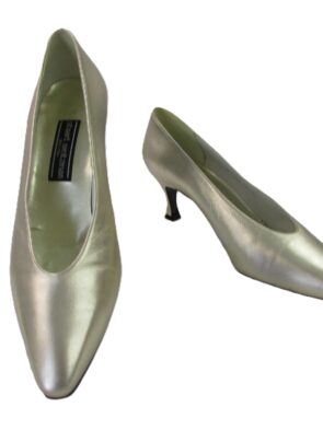 Stuart Weitzman New York Vintage Pumps Size 10