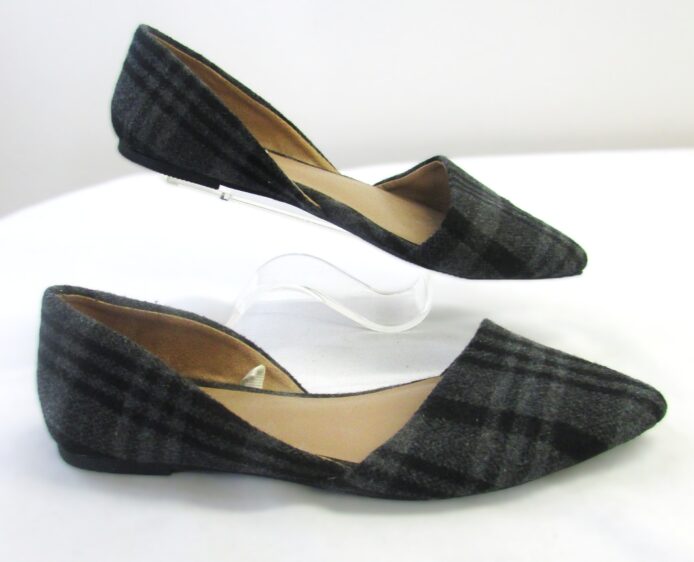 Merona Women's Gray Plaid Slip-On Flats Size 7 - Image 5