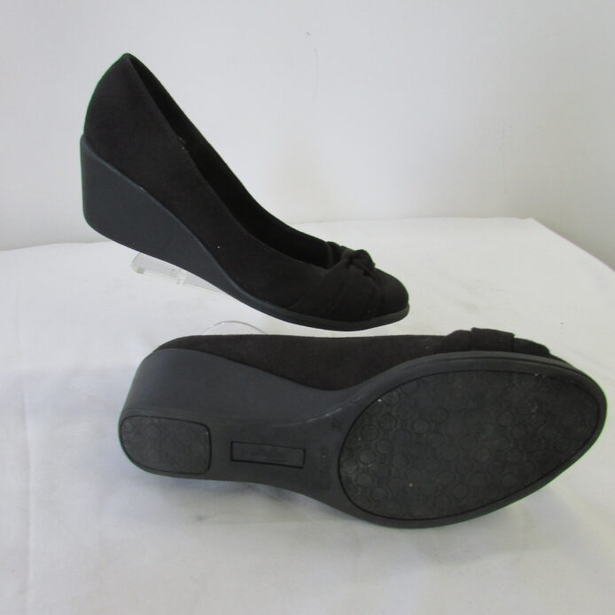 Dexflex by Dexter Wedge Heel Size 9.5W - Image 5