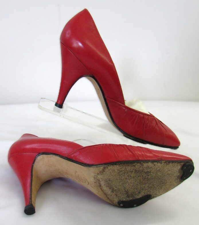 Tiber Vintage Pumps Size 6 - Image 5
