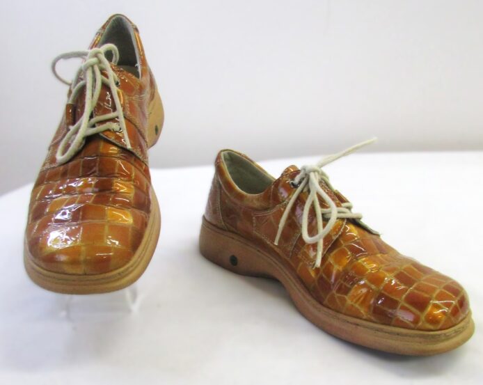 Helle Comfort Romus Women's Mustard Patent Leather Textured Lace Up Shoe Size 37