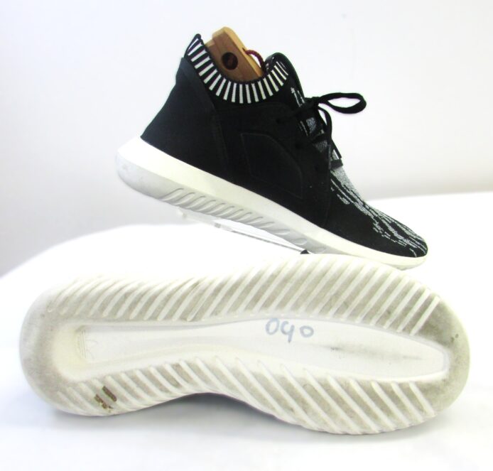 Addias Black/White Hi Top Lace Up Gym Shoes Size 8.5 - Image 5