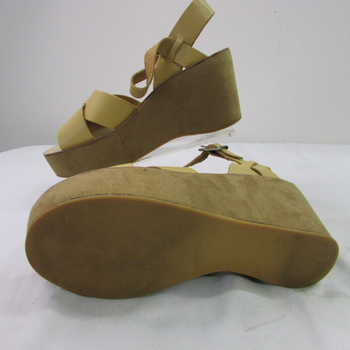 Rampage Strappy Platform Wedge Size 9 - Image 5