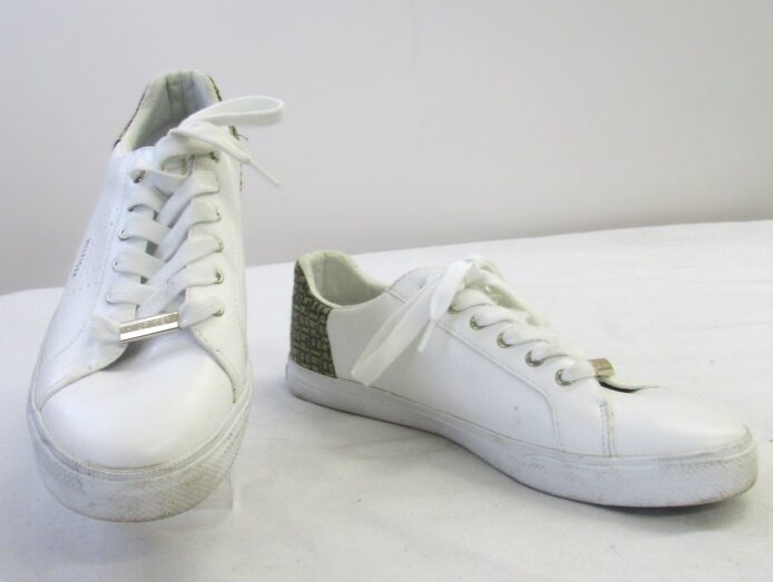 Tommy Hilfiger Women's White Leather Lace Up Gym Shoes Size 10