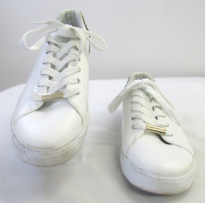 Tommy Hilfiger Women's White Leather Lace Up Gym Shoes Size 10 - Image 2