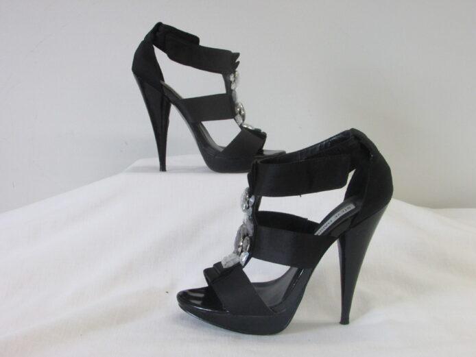 Steve Madden Platform Heels Size 6 - Image 6