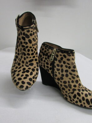 Isaac Mizrahi Calf Hair Ankle Boot Size 7