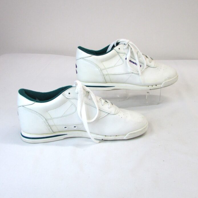 Brunswick Bowling Shoes Size 7 - Image 4
