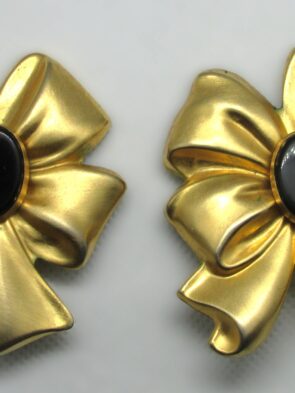 Vintage Signed Antique Tulla Booth Black Onyx Gold Tone Bow Clip On Earrings