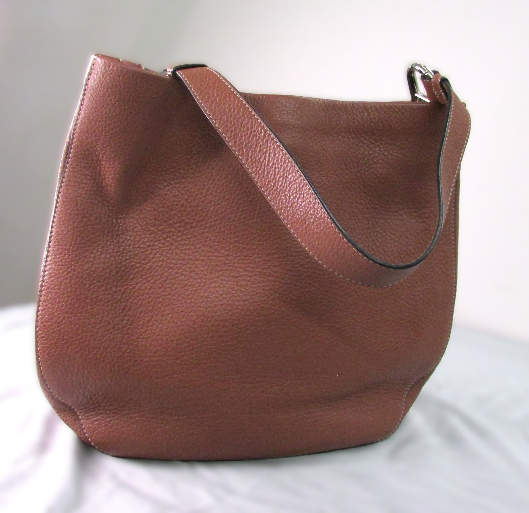 Marc Jacobs Vintage Leather Tan Shoulder Bag - Image 2